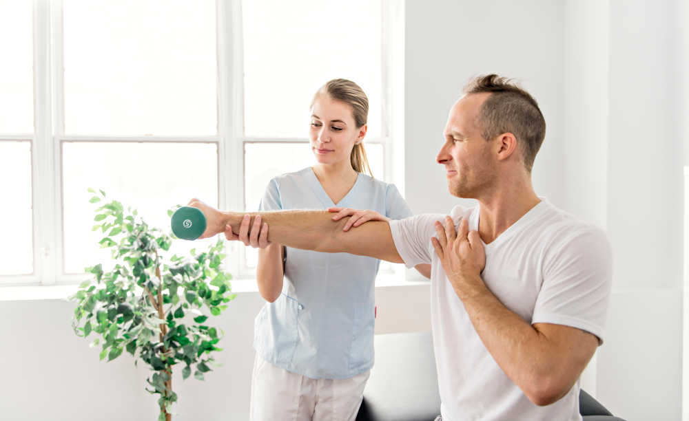 shoulder pain at the gym